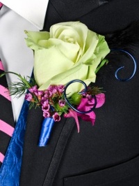 Boutonniere White Rose And Blue