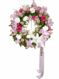 Pretty In Pink Wreath Stand